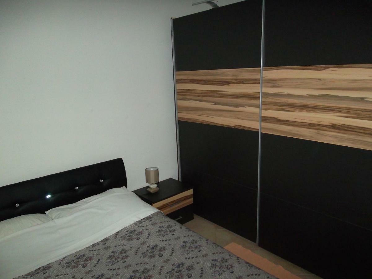 Hodak Apartment Nerezine Exteriör bild